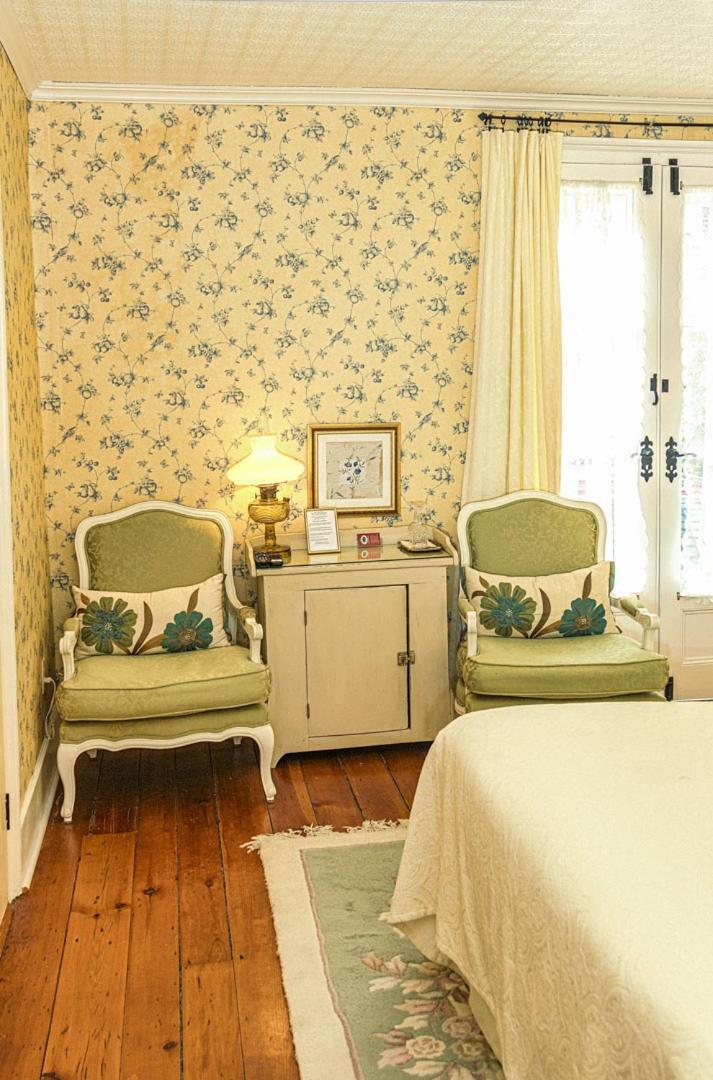 Historic Wilson-guy House Bed & Breakfast