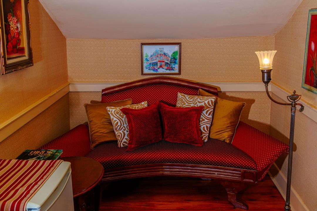 Bed & Breakfast Historic Wilson-guy House Niagara-on-the-Lake